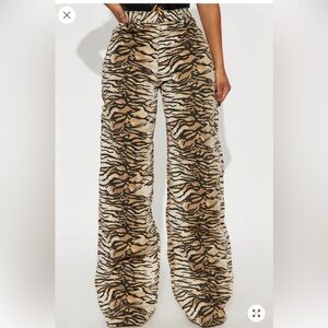 Animal Print Women's Pants Size 13 Juniors
